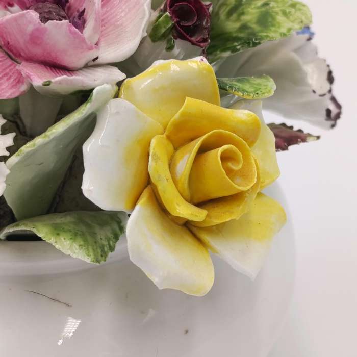 Vintage Royal Doulton flower bouquet - some minor damage