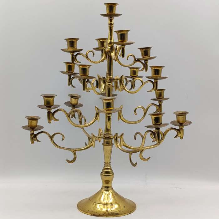 Vintage brass 17 arm candelabra - Height 46cm