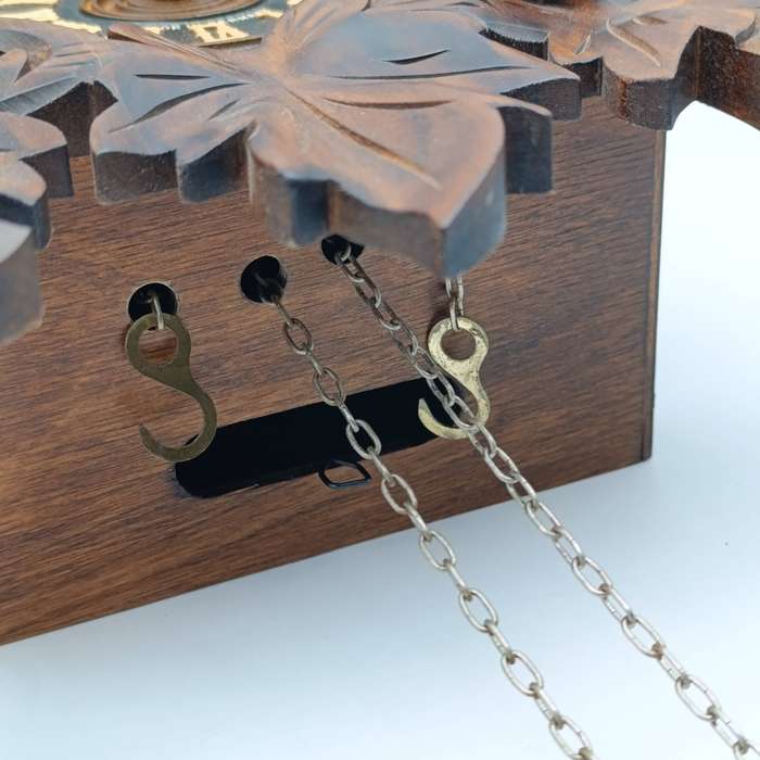 Beautiful Black Forest Cuckoo clock - working