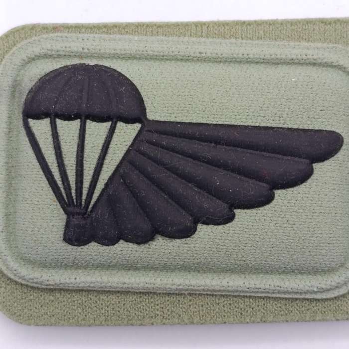 SANDF Air Supply qualification wing