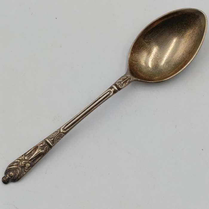 Set of 6 vintage EPNS Apostles tea spoons in box