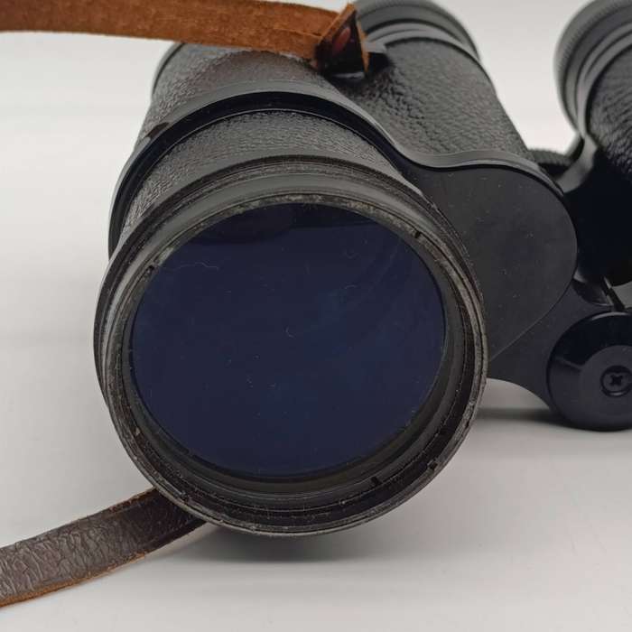 Vintage Safari 10x50 binoculars in case - lenses are clean