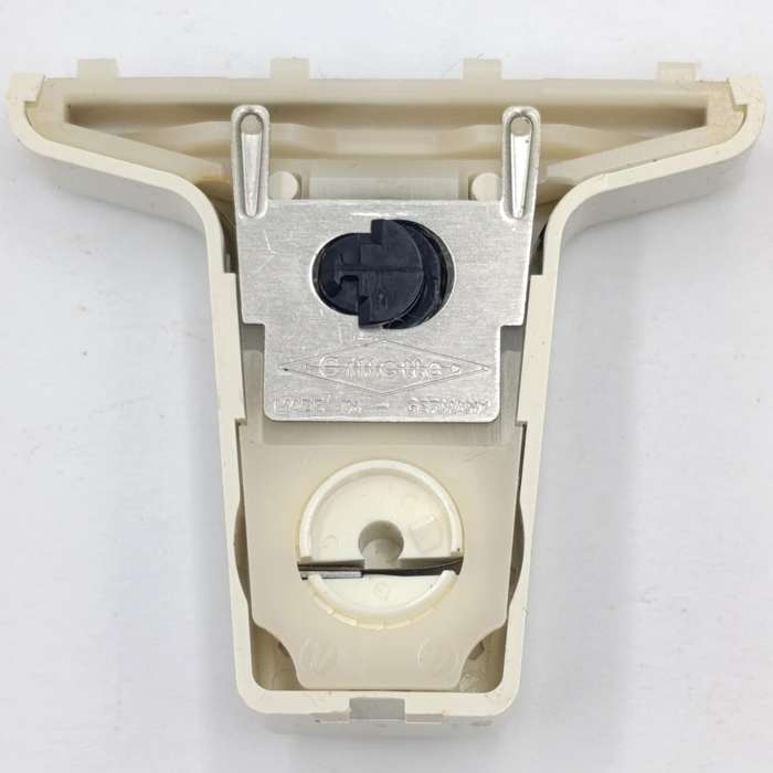 Vintage Gillette Techmatic razor with 7 extra cartridges