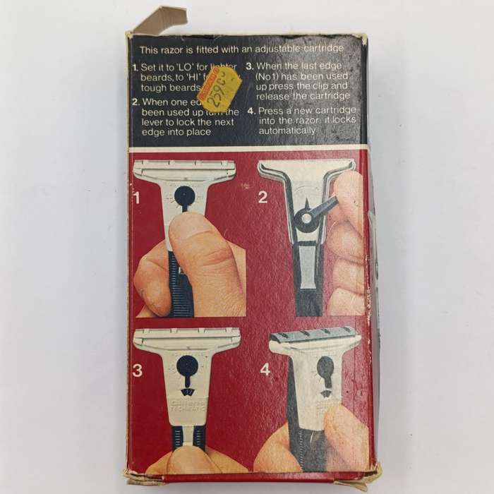 Vintage Gillette Techmatic razor with 7 extra cartridges