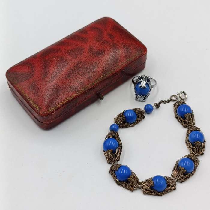 1926 CZECH arte deco bracelet and ring with blue stones - extra link