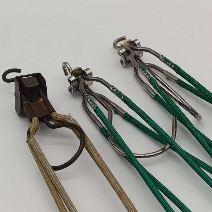 Lot of 3 vintage foldable clothing hangers in pouch