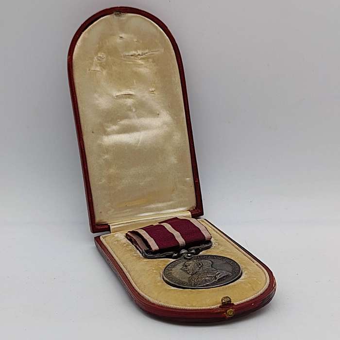 WW1 Military service Merit medal issued to 425 staff sergeant Andrew Campbell Weddell including 1953