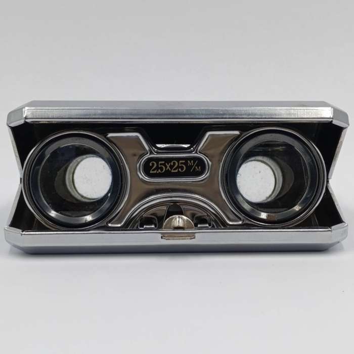 Vintage King 2.5 x foldable binoculars