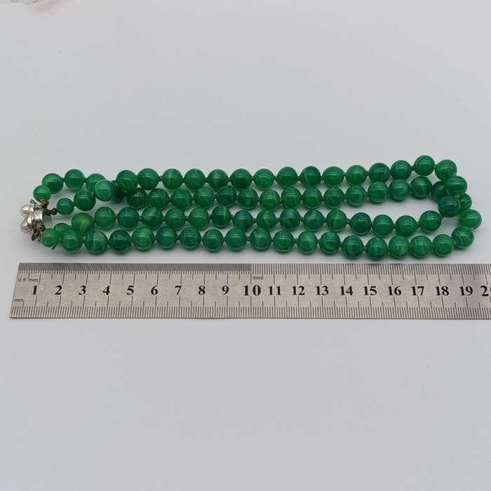 Vintage Green Peking glass beads necklace