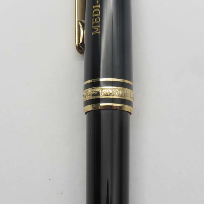Mont Blanc Meisterstuck roller ball pen with Medi-Clinic 25 engraving in box with booklet