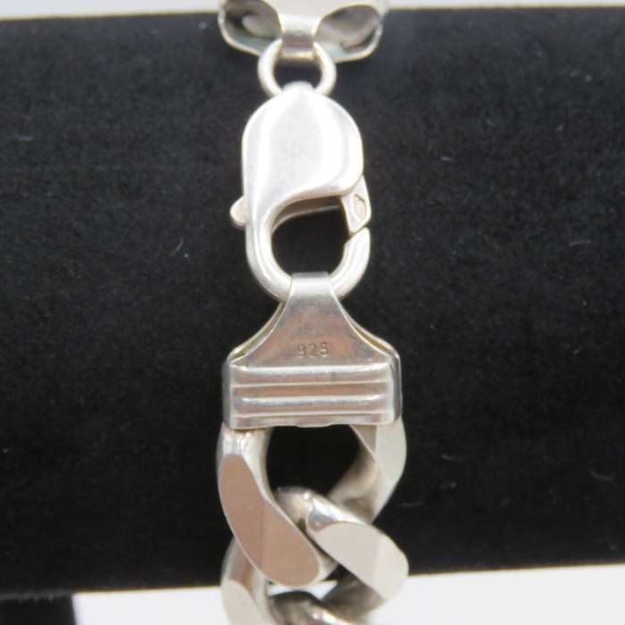 Thick Sterling silver curb link bracelet - weighs 58,6 grams