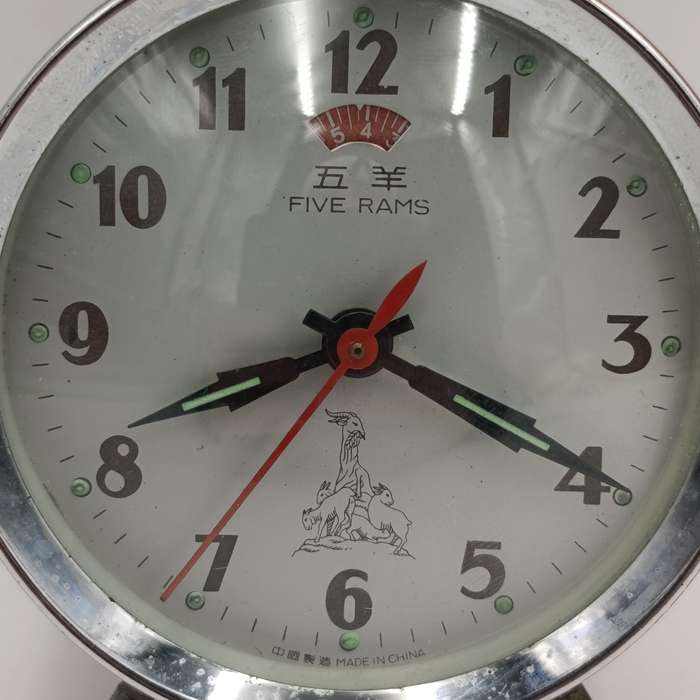 Vintage Five Rams mechanical bedside alarm clock - runs and stops