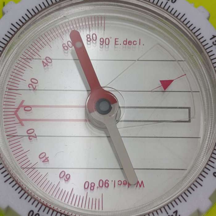 Atka pocket mirror compass