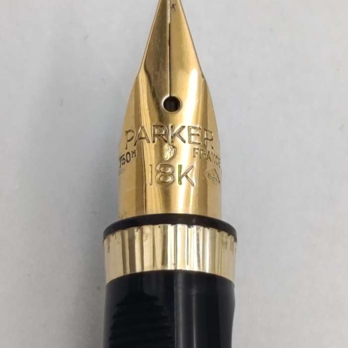Parker Premium Collection Sterling pen and pencil set with fountain pen and 18kt nib