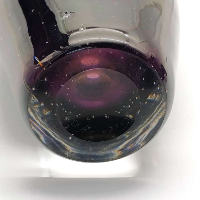 Vintage deep-purple Murano glass flower vase - chips on side