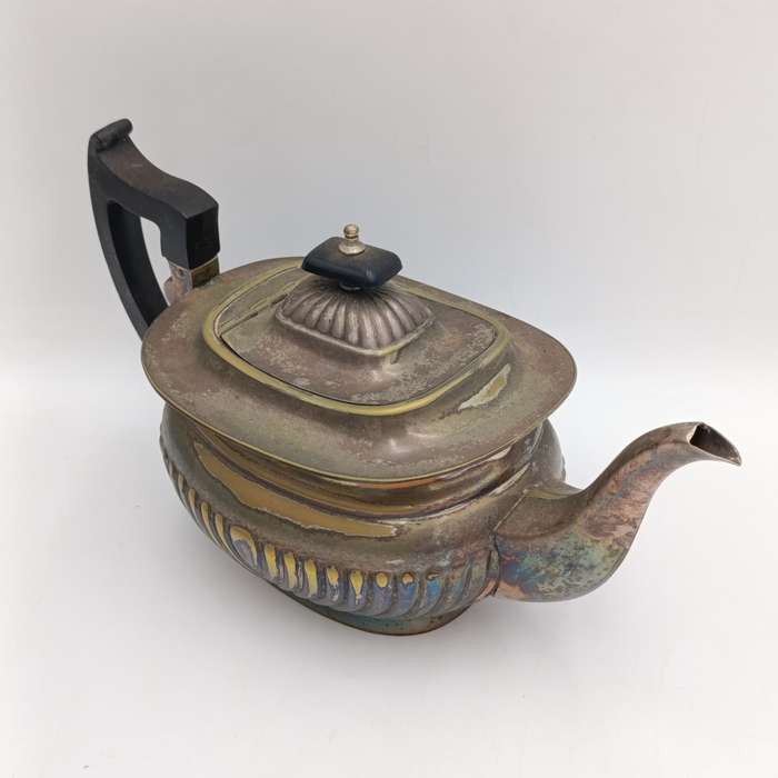 Vintage silverplated tea and coffee set - Viners of Sheffield