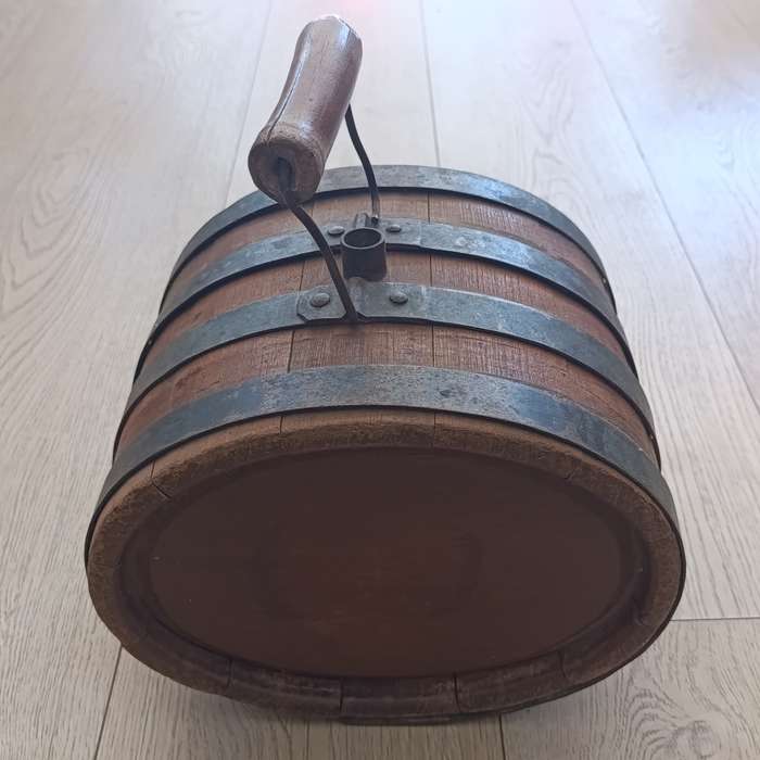 Antique ox-wagon voortrekkers wooden oval water barrel
