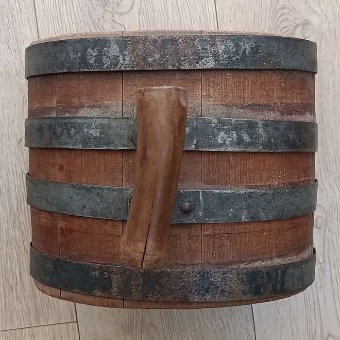 Antique ox-wagon voortrekkers wooden oval water barrel