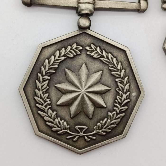SANDF Tshumelo Ikatelaho medal plus miniature #2279