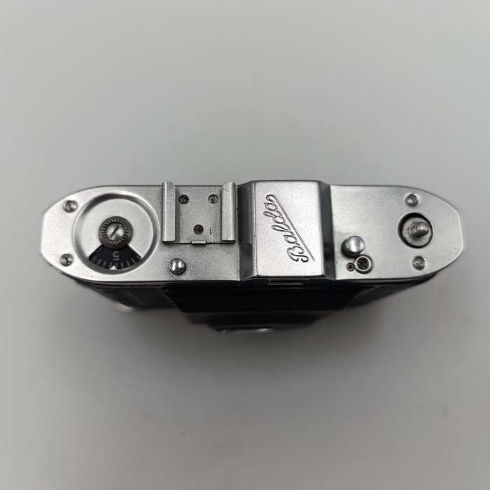Vintage 1950`s Balda Baldinette 35mm camera with Baltar 1:2.9 / 50mm lens - top turning knob