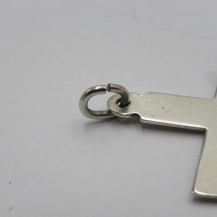 Vintage silver large cross pendant - weighs 3,2g