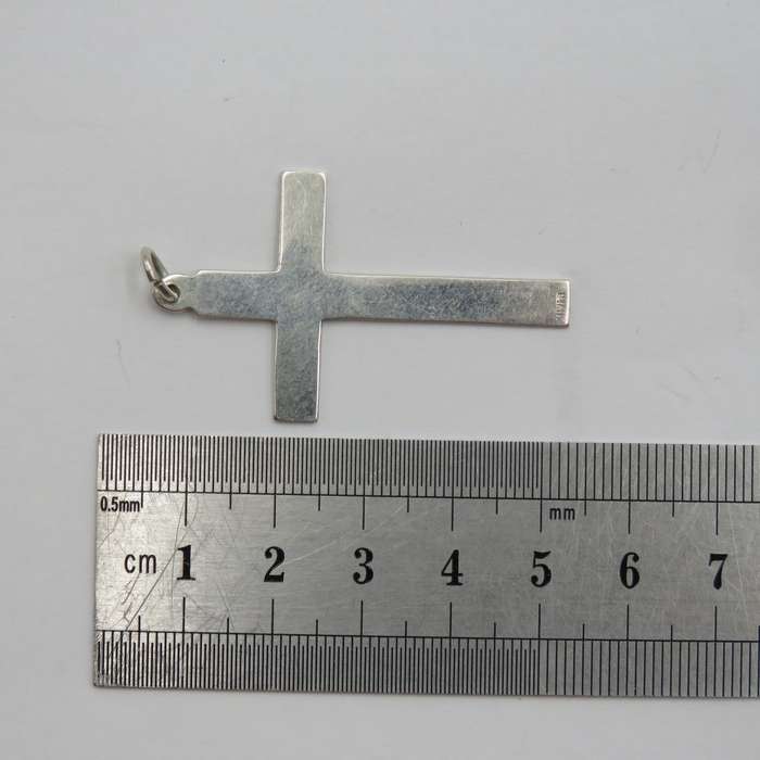 Vintage silver large cross pendant - weighs 3,2g