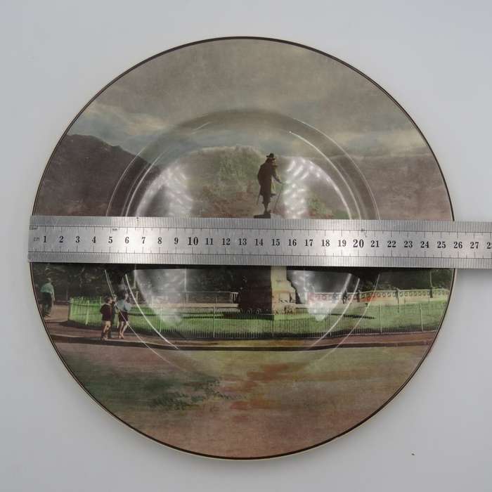 Royal Doulton Van Riebeeck Statue Cape Town - Africa Series porcelain plate