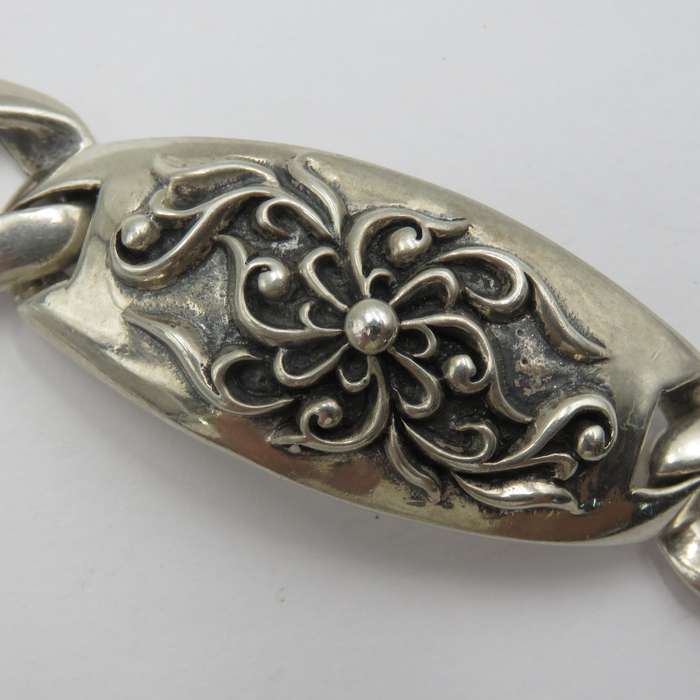 Very high quality sterling silver bracelet - weighs 95,5 grams
