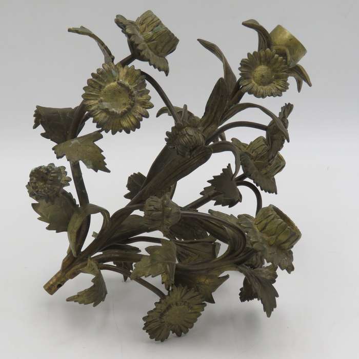 Vintage brass flower bouquet candle holder