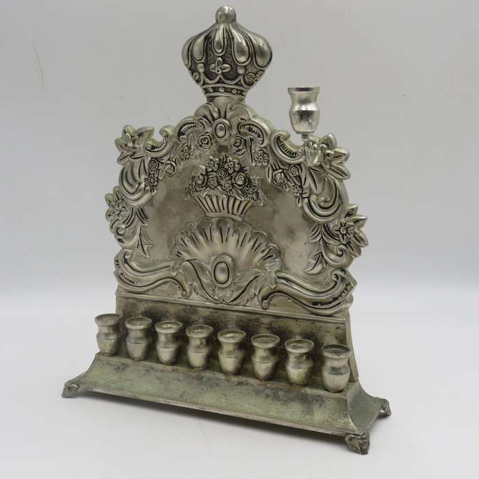 Vintage Hanukkah Menorah with 8 candles and Royal crown - including one shamash