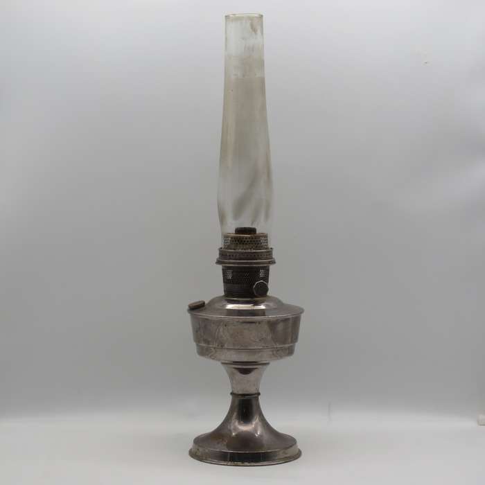 Vintage Aladdin No:23 Paraffin lamp with glass funnel