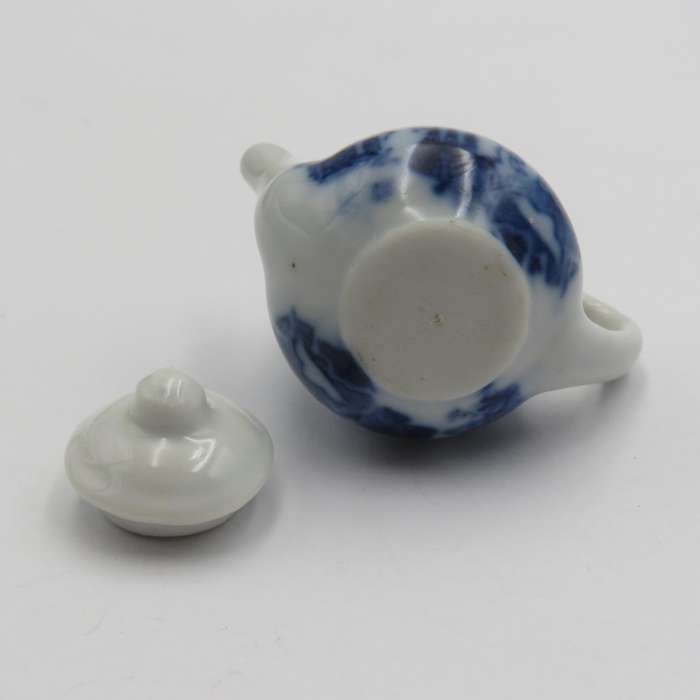 Vintage Willow Pattern porcelain salesman samples - 4 pieces