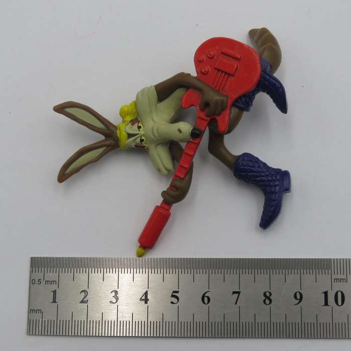 Vintage Warner Bros. 1994 Coyote figurine