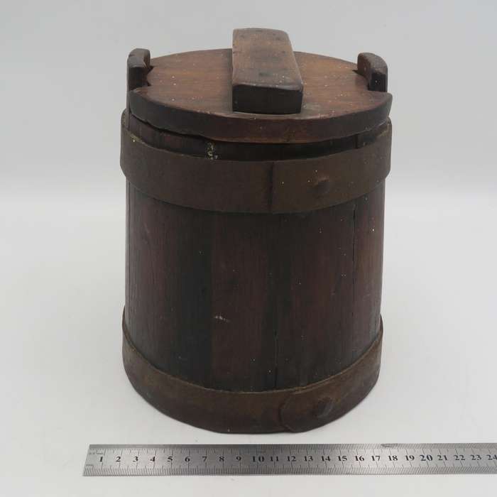 Vintage wooden pail bucket with lid