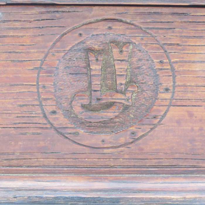 WW1 Royal Flying Corps wooden box of Captain Louis Fleeming Jenkin, M.C with his initials carved -