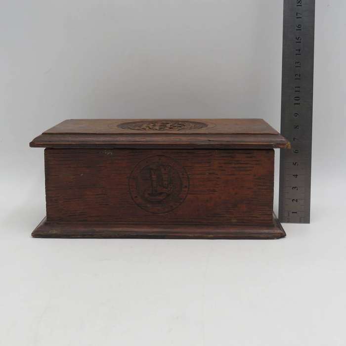 WW1 Royal Flying Corps wooden box of Captain Louis Fleeming Jenkin, M.C with his initials carved -