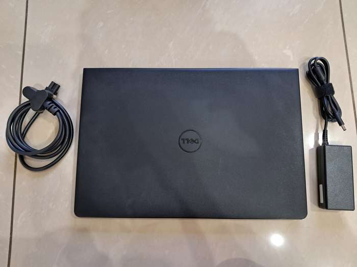Dell Inspiron - Intel Core i3 Laptop (incl. Laptop Bag)