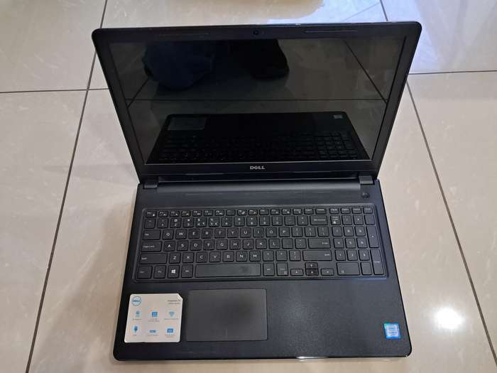 Dell Inspiron - Intel Core i3 Laptop (incl. Laptop Bag)