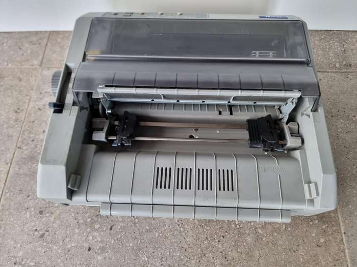 Epson FX890 9 pin dot matrix printer