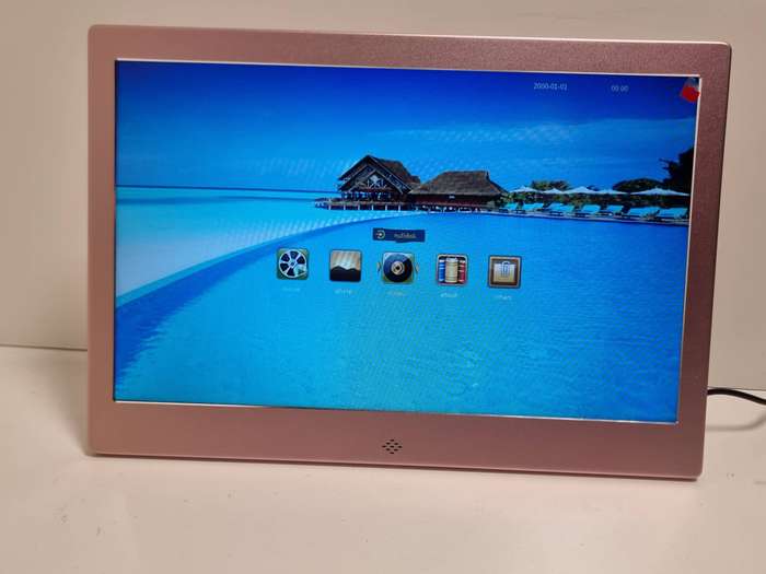 13" Digital Photo Frame - Metallic Frame - Demo