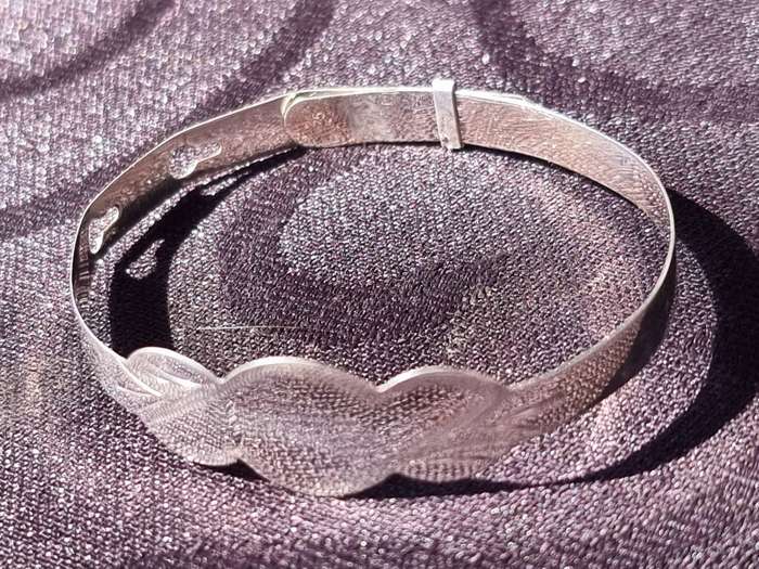 Sterling Silver 925 Baby Bangle. ( Genuine Silver. )