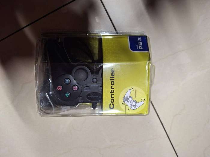 WOW !!! CHECK THIS OUT !!!! PLAYSTATION 2 BUNDLE - CONSOLE /GAMES/CONTROLLER/MEMEORY CARD