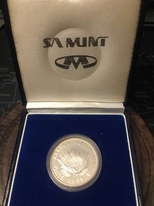 1991 Proof Nursing *** Silver R1 in box *** Mintage 8 675 *** Great price *** 5 available