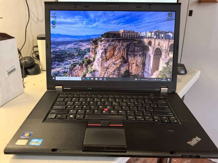 LENOVO THINKPAD T530, i5-2520M, 8GB RAM, 500GB HDD, DVD