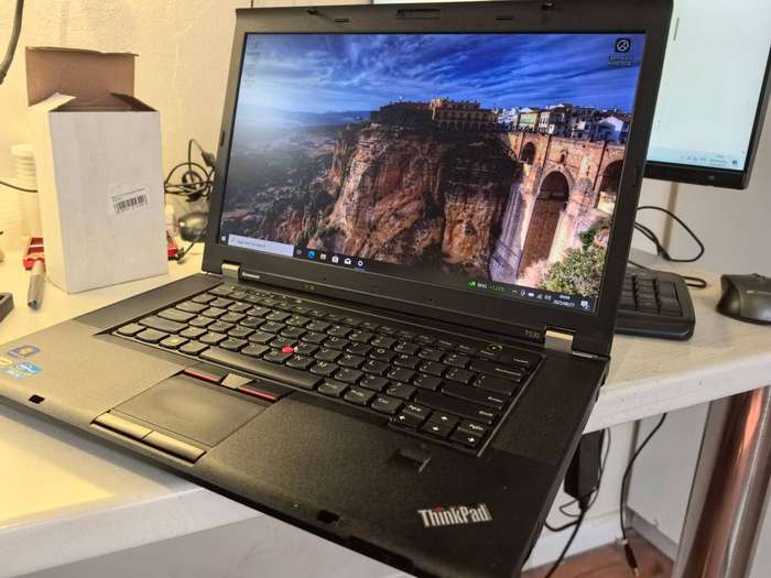LENOVO THINKPAD T530, i5-2520M, 8GB RAM, 500GB HDD, DVD