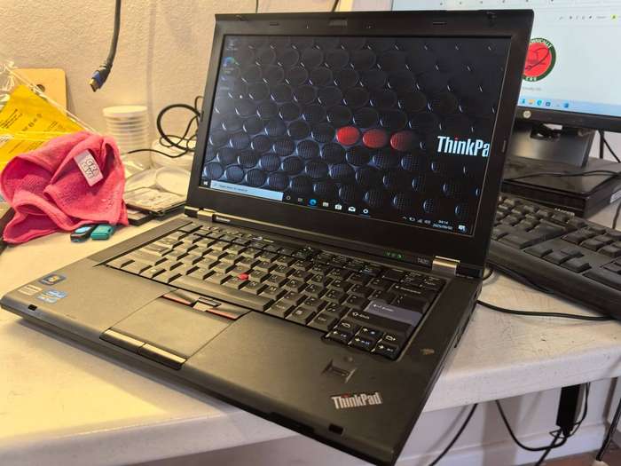 LATE ENTRY-LENOVO THINKPAD T420, i5-2520M, 4GB RAM, 500GB HDD, DVD, HD