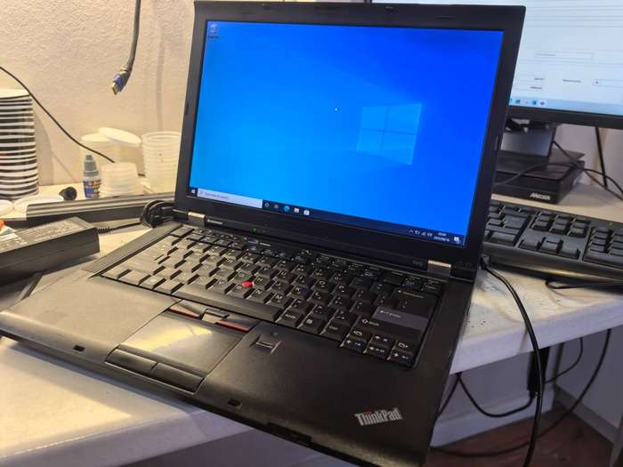 Lenovo ThinkPad T410, i5-M520, 8GB RAM, 500GB HDD, DVD, HD