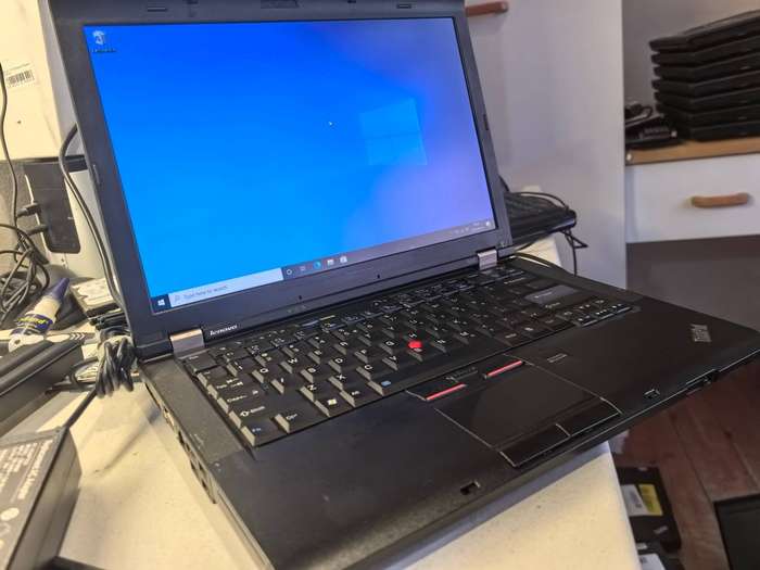 Lenovo ThinkPad T410, i5-M520, 8GB RAM, 500GB HDD, DVD, HD