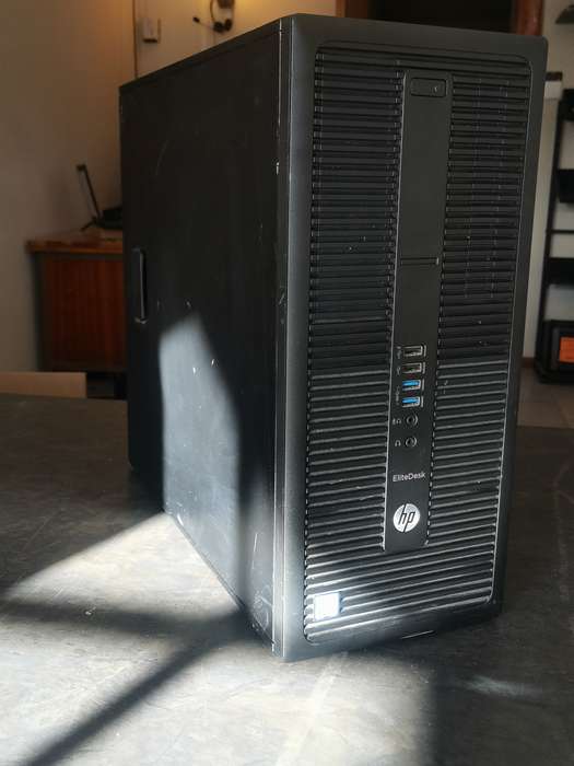 HP Elite Desk 800 G2 - Intel Core i5-6500 @ 3.20GHz - 8GB RAM - 500GB HDD
