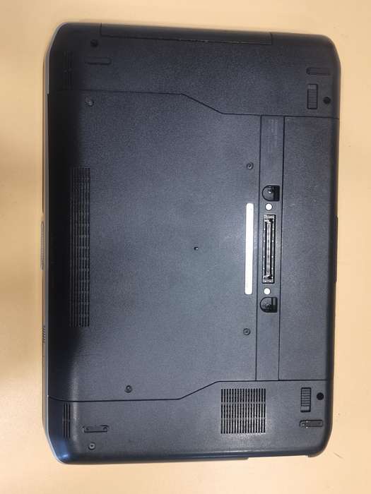 Dell Latitude n Series - Intel Core i3-2350M @ 2.30GHz - 4GB RAM - 500GB HDD - Brand New Battery